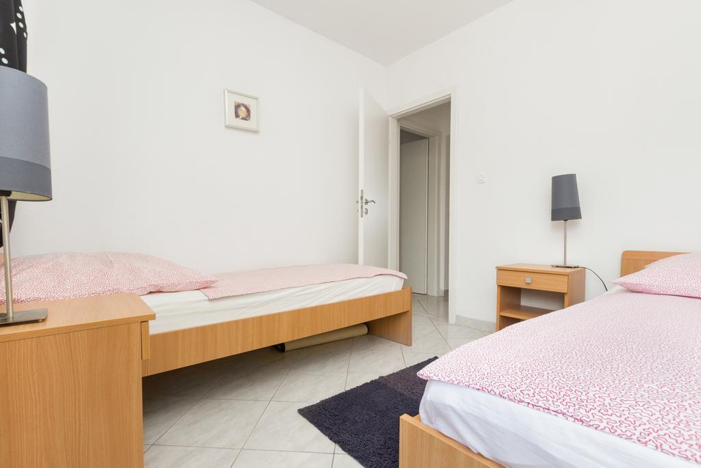 Hippocampus Apartments Mimice Bagian luar foto